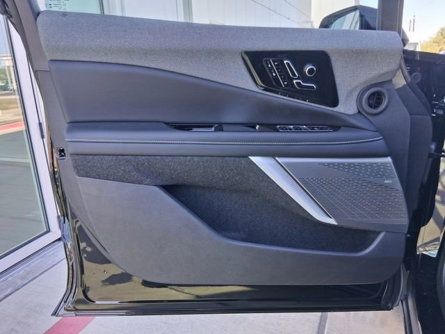 2026 Cadillac OPTIQ Luxury - Photo 18