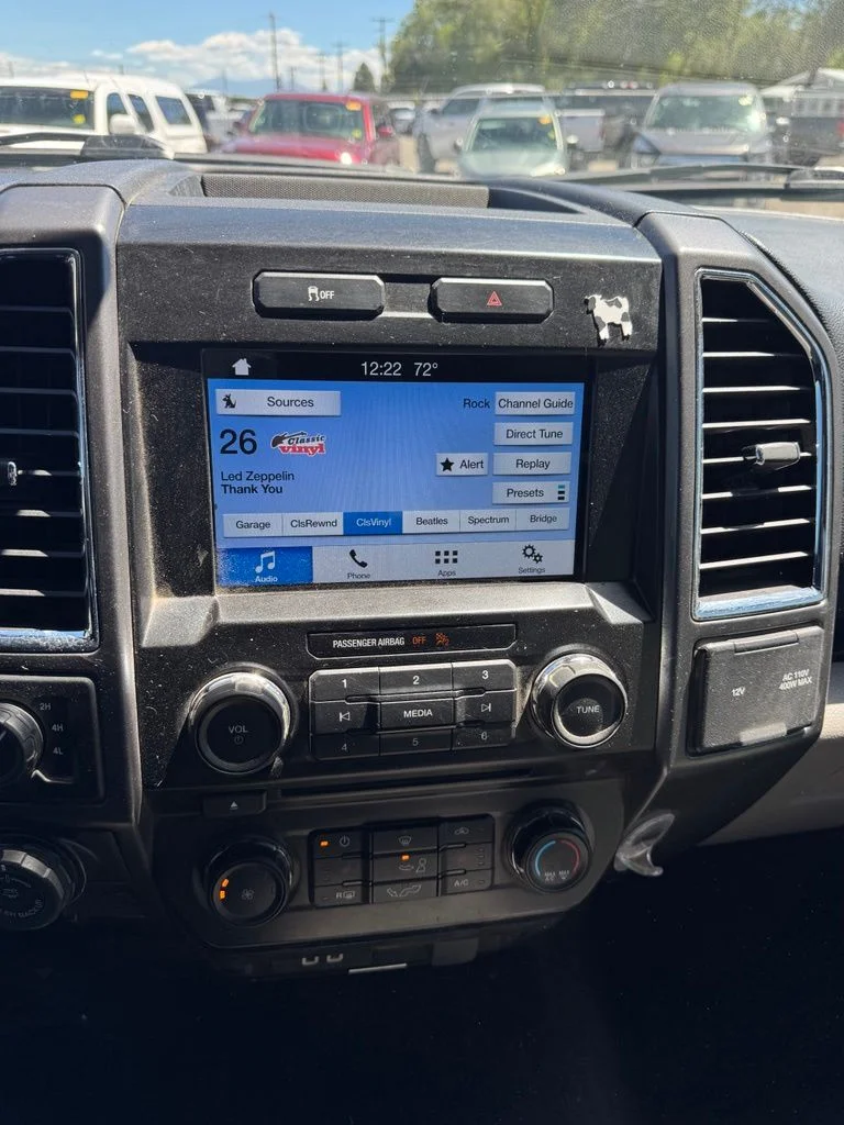 Used 2016 Silver Ford XLT image 18
