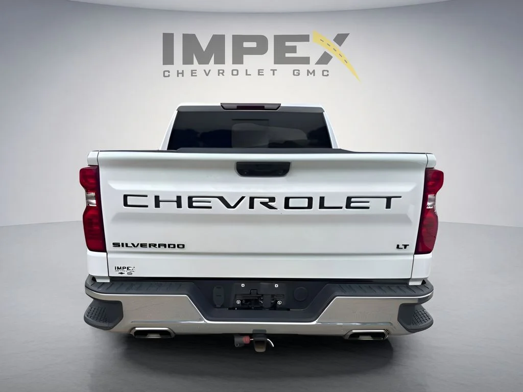 Used 2024 White Chevrolet LT image 3