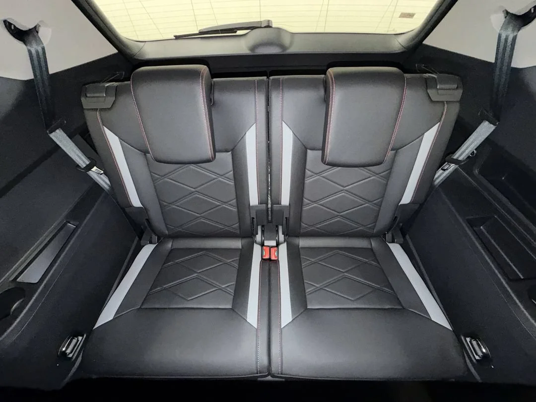 New 2026 Deep Black Pearl Volkswagen 2.0T Peak Edition image 21