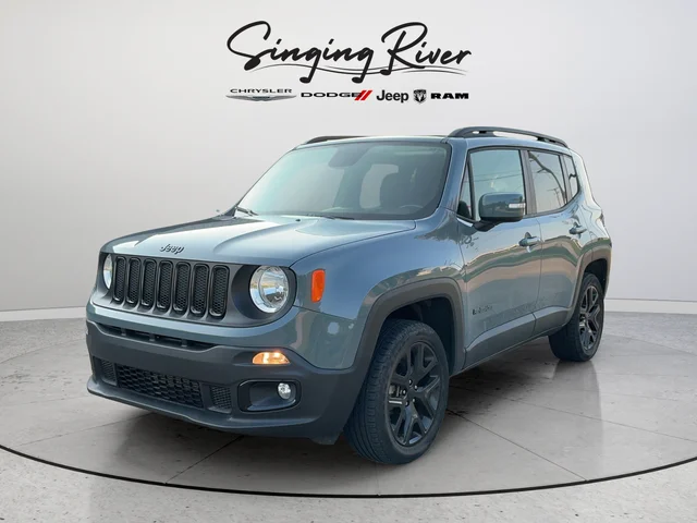 Used 2017 Gray Jeep Latitude image 3