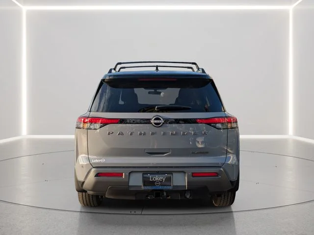 New 2026 Boulder Gray Pearl / Super Black Two-tone Nissan Platinum image 4