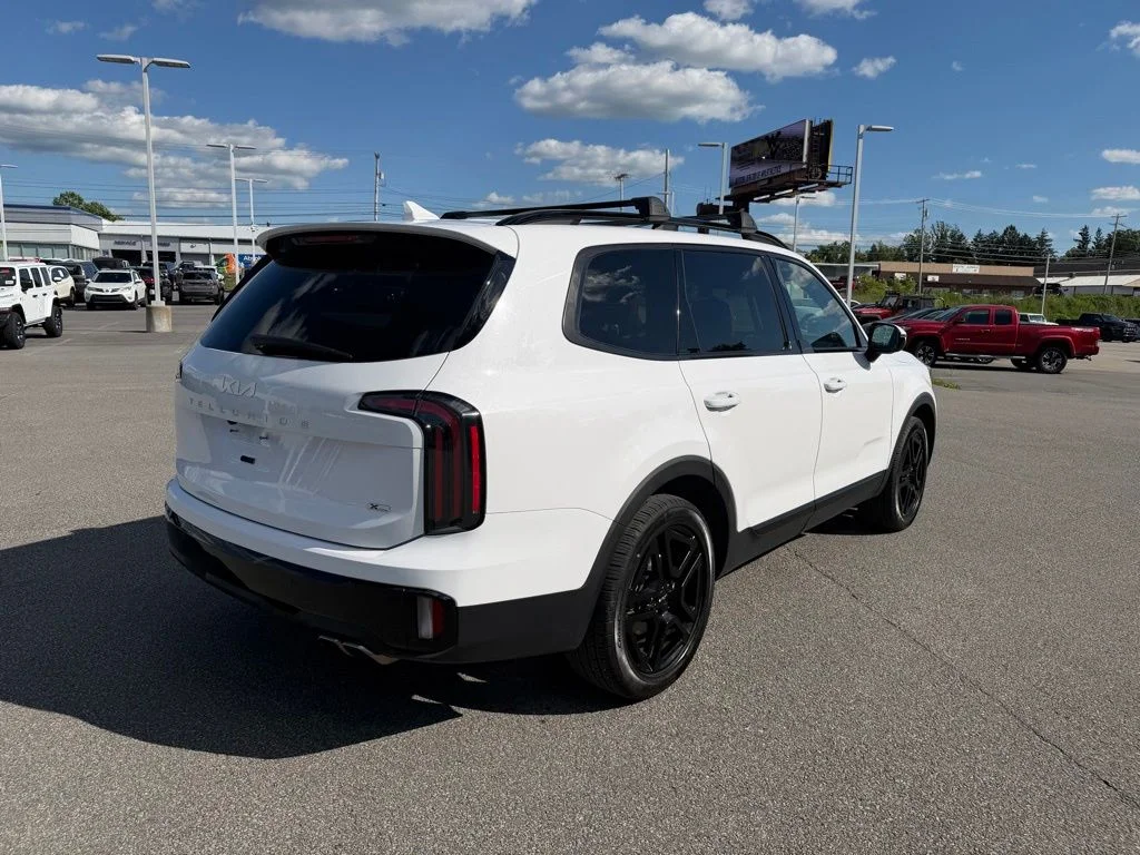 Certified Used 2024 White Kia SX-Prestige X-Line image 5