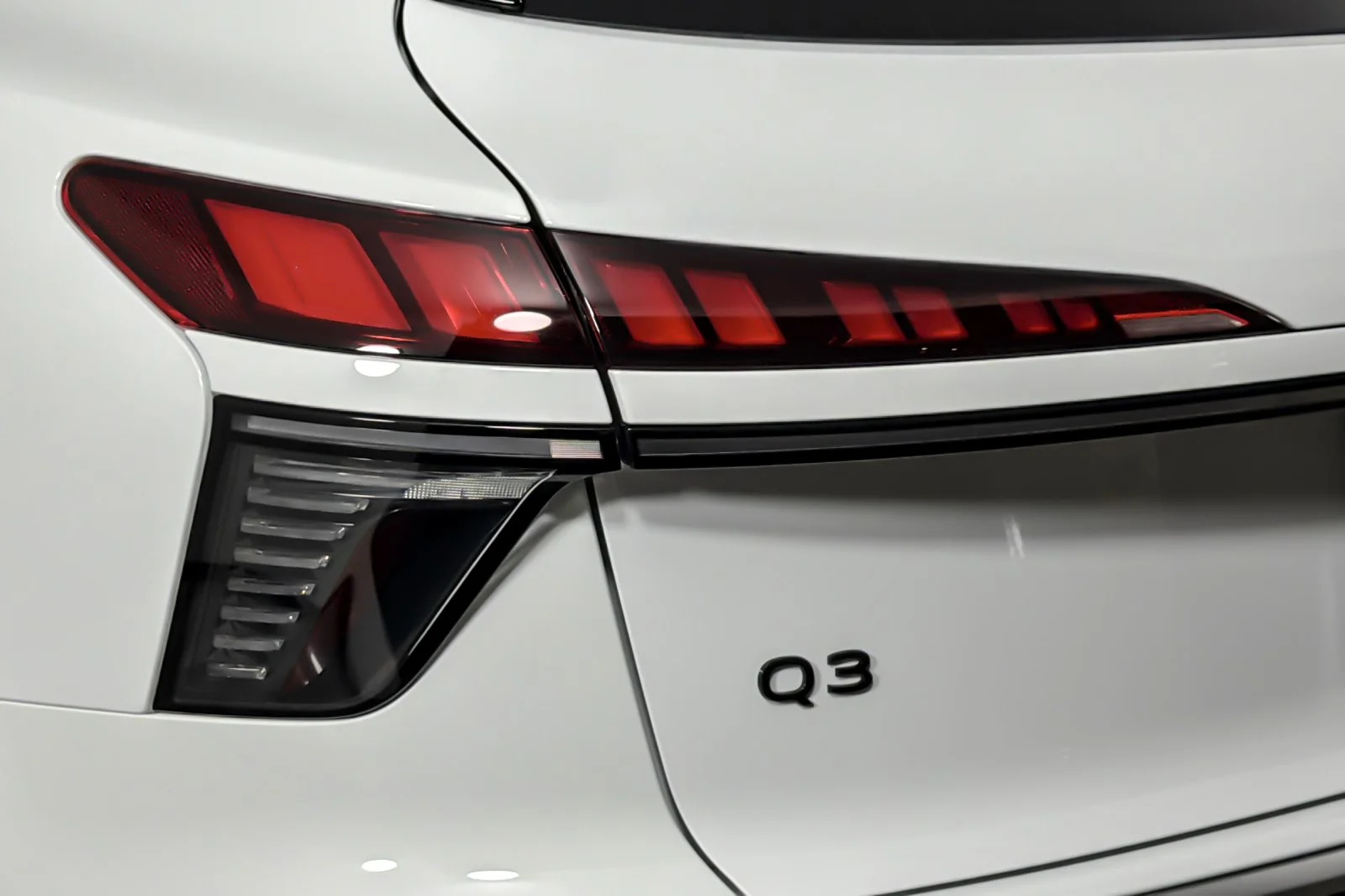 New 2026 Arkona White Audi S line quattro image 24