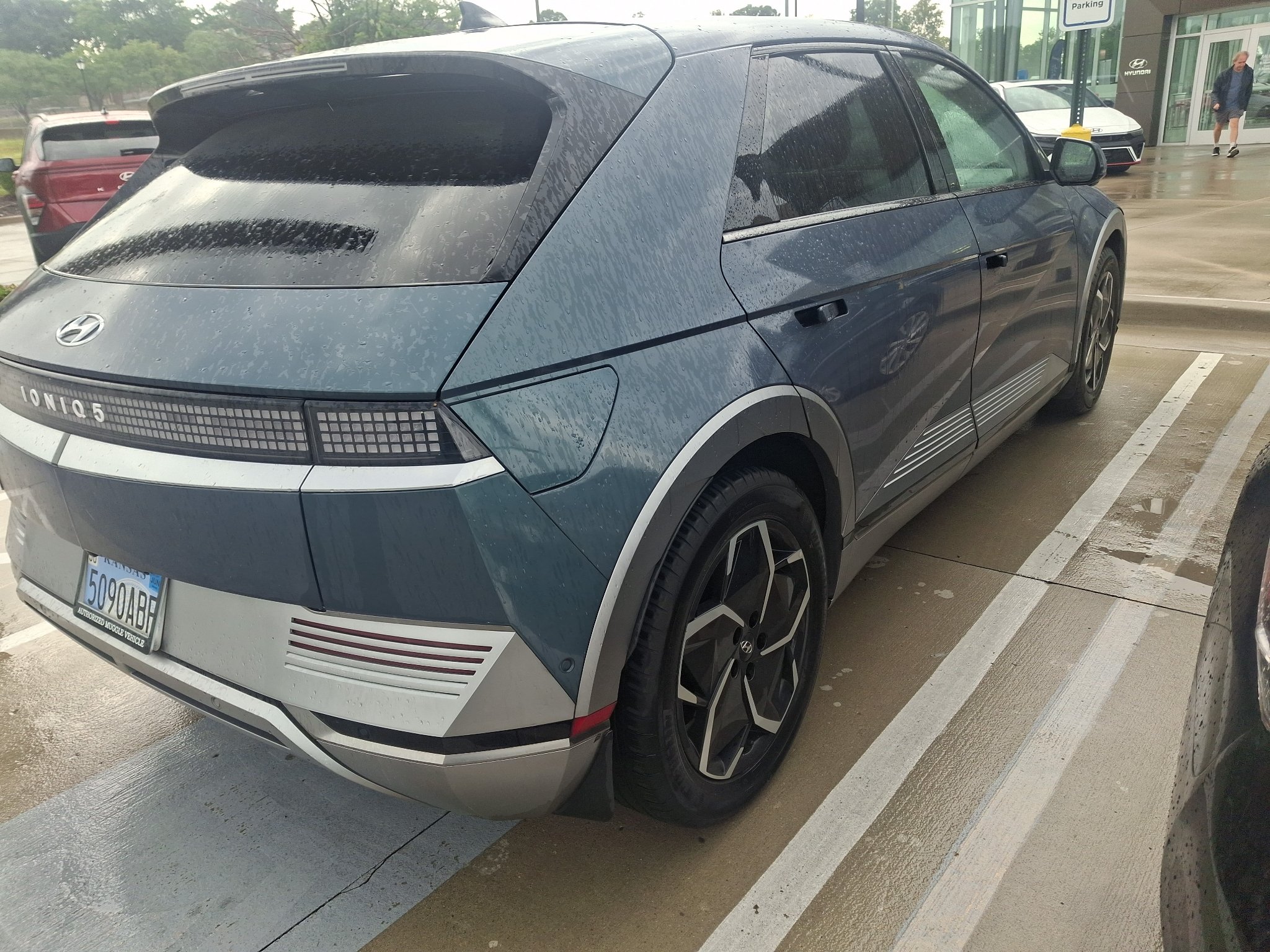 Used 2023 Digital Teal Hyundai Limited image 2