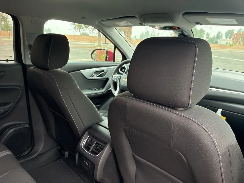 2025 Chevrolet Blazer 2LT - Photo 23