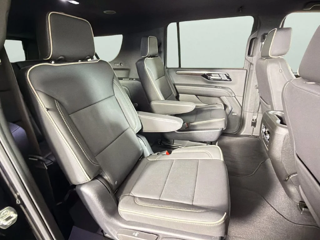 Used 2025 Black Chevrolet Premier image 35