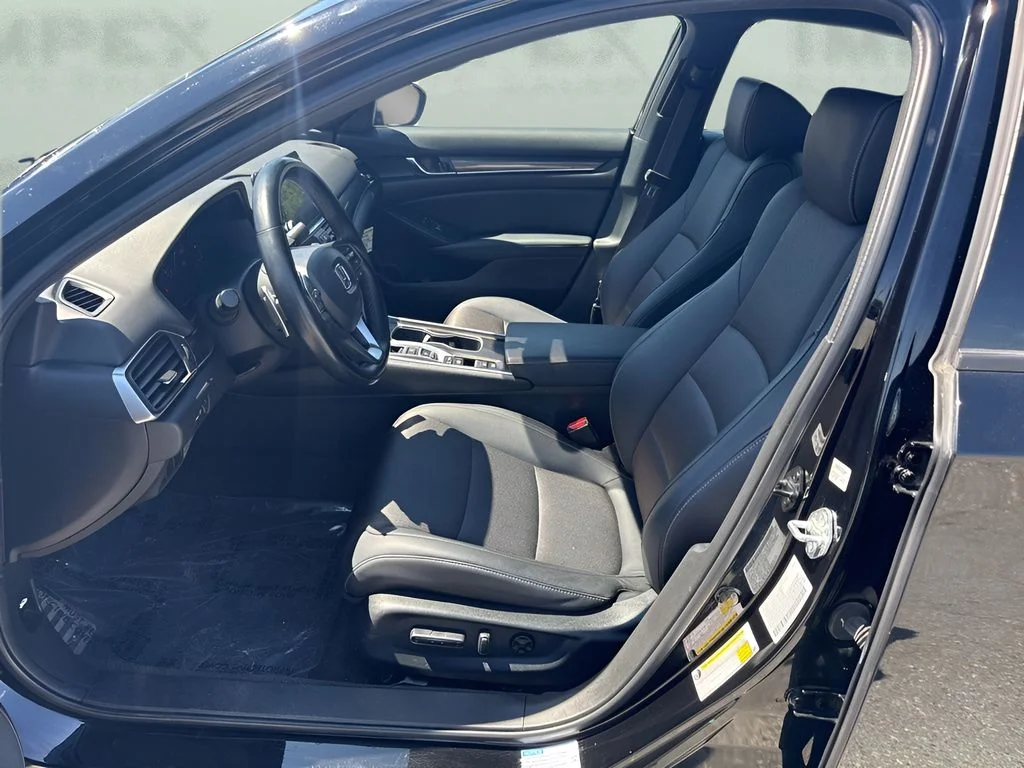Used 2022 Black Honda Sport image 9