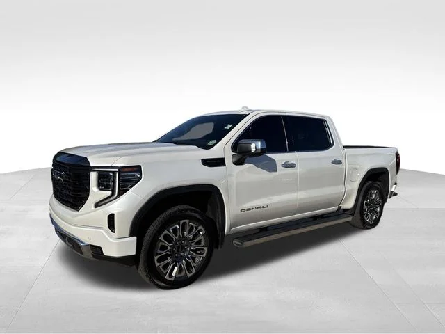 Used 2023 White GMC Denali Ultimate image 2