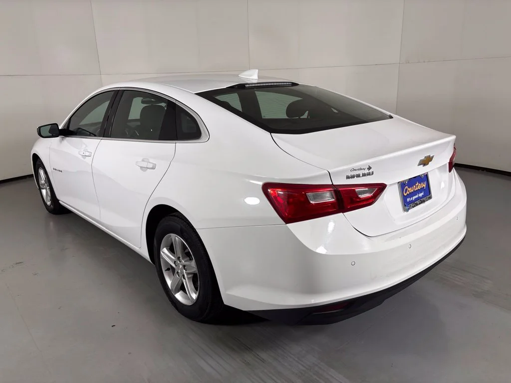 Used 2024 White Chevrolet LT image 6