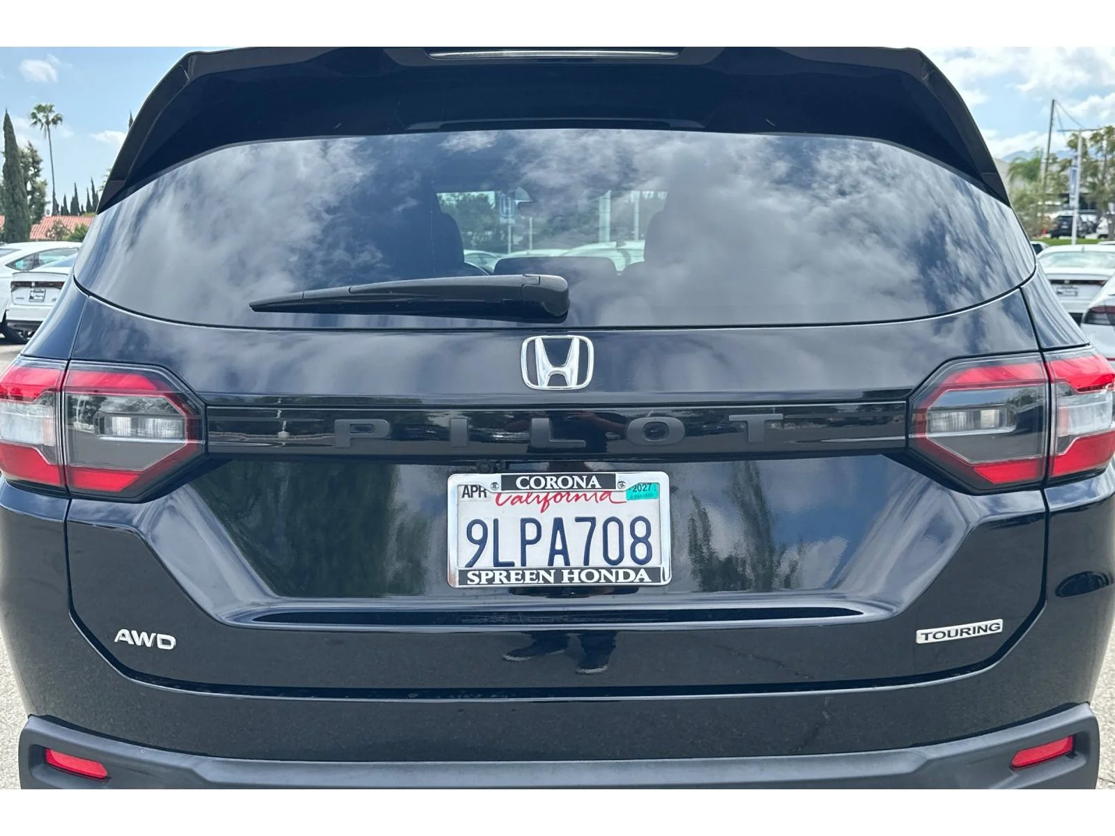 Used 2024 Crystal Black Pearl Honda Touring image 52