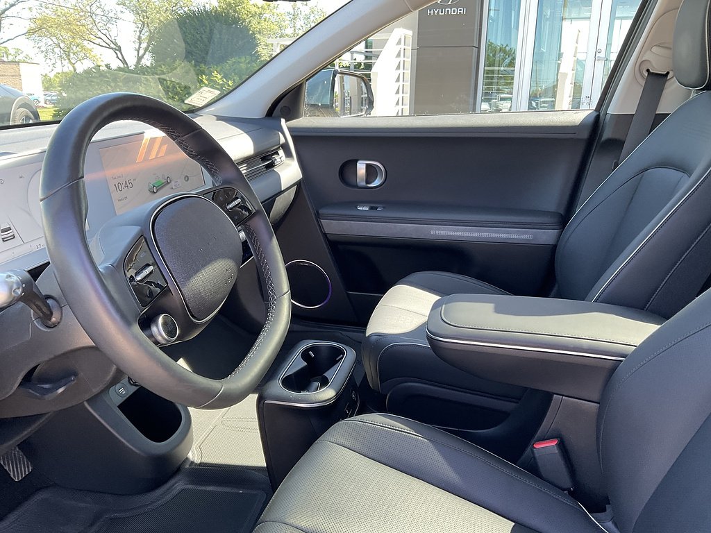 2024 Hyundai IONIQ 5 Limited - Photo 2