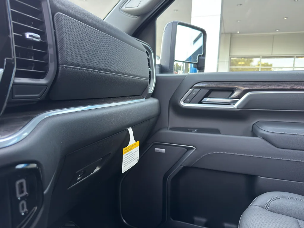 2026 Chevrolet Silverado 2500 HD LTZ - Photo 26