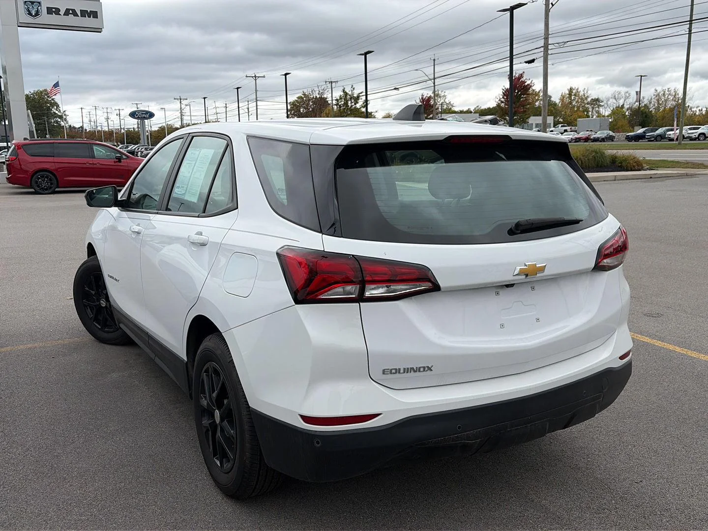 Used 2024 Summit White Chevrolet LS image 3