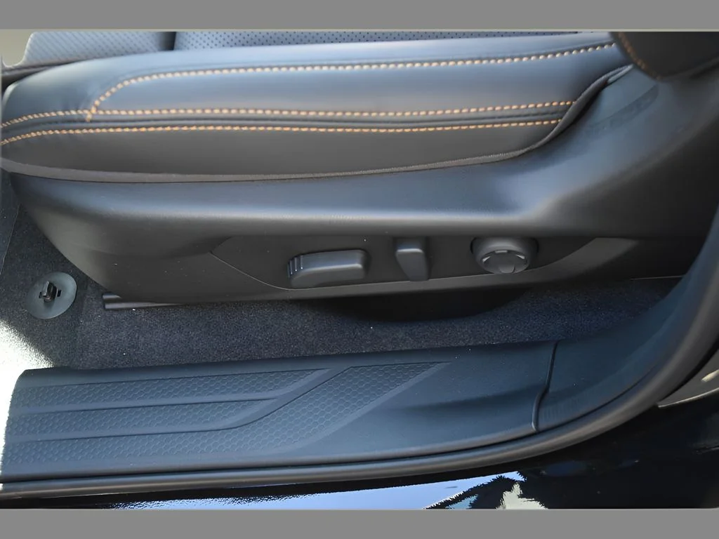 New 2026 CRYSTAL BLACK SILICA Subaru Wilderness image 30