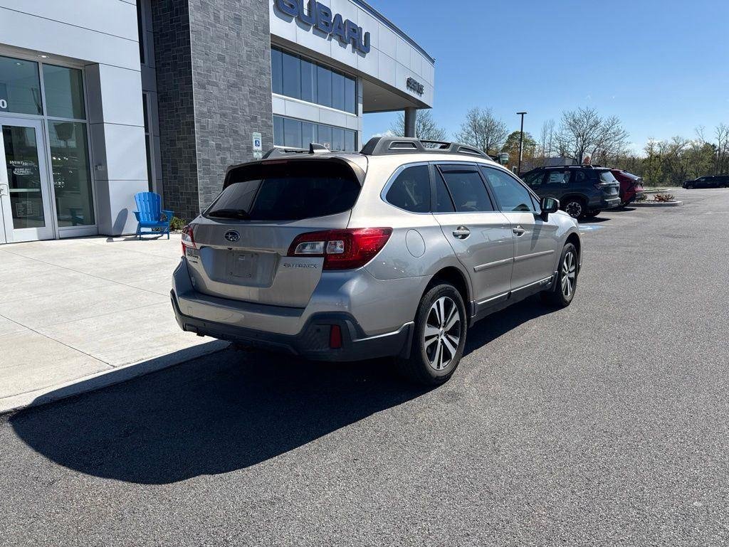 Used 2018 Tungsten Metallic Subaru 2.5i image 4