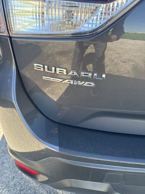 Used 2023 Gray Metallic Subaru Premium image 39
