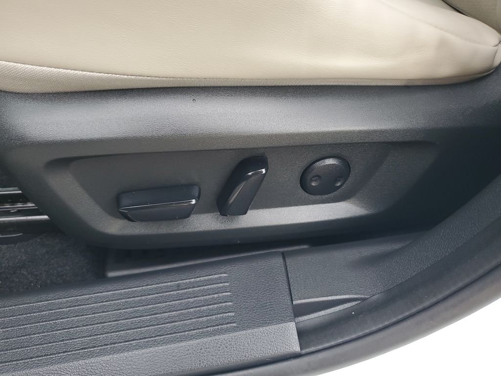2022 Nissan Rogue SV - Photo 21