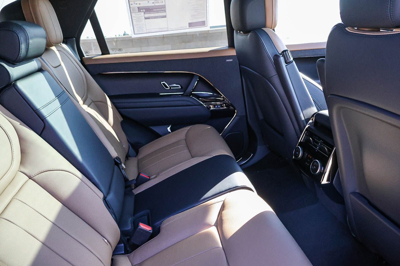 2025 Land Rover Range Rover Sport Dynamic SE - Photo 21