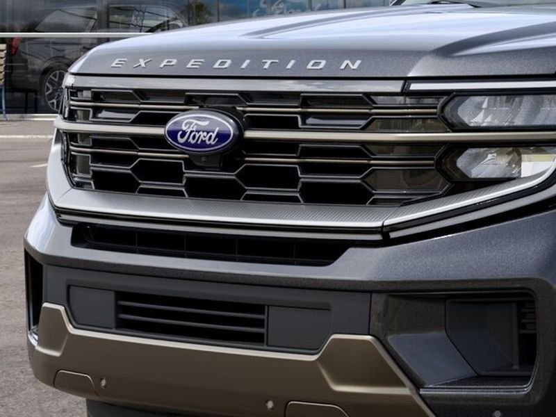 New 2027 Dark Matter Gray Metallic Ford King Ranch® image 17