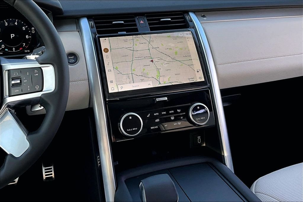 New 2026  Land Rover  image 6