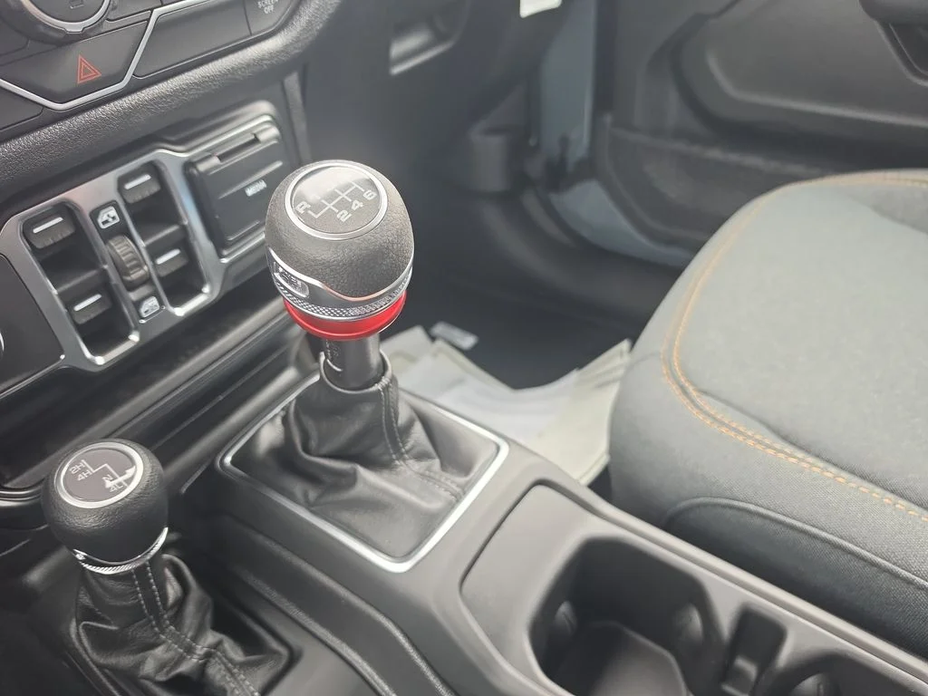 New 2026 Anvil Clearcoat Jeep Sport S image 23