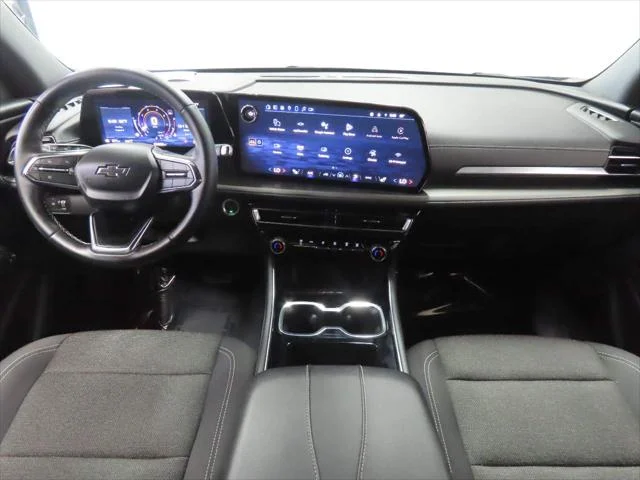 2025 Chevrolet Traverse LT - Photo 12
