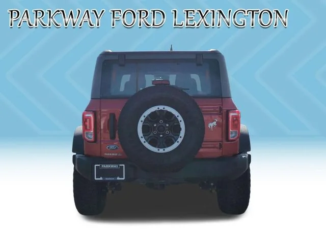 Used 2022 Red Ford Base image 4