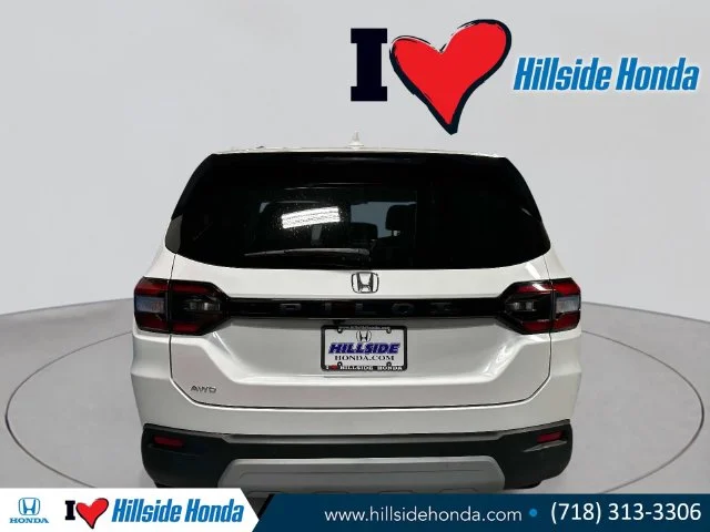 Certified Used 2024 Platinum White Pearl Honda AWD EX-L image 4