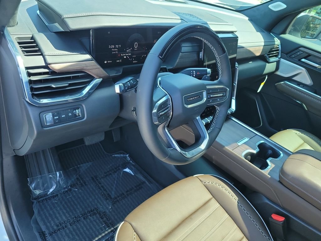 Used 2026 White GMC Denali Ultimate image 25
