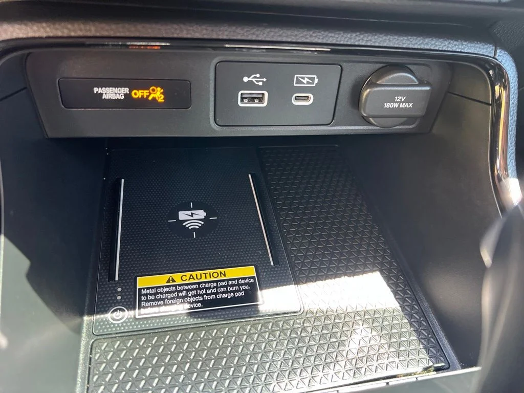 Used 2025 Black Honda EX-L image 36