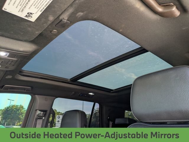 Used 2023 White GMC Denali image 18
