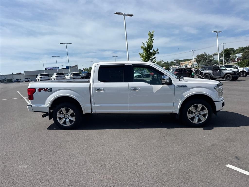 Used 2018 White Platinum Metallic Tri-Coat Ford Platinum image 8
