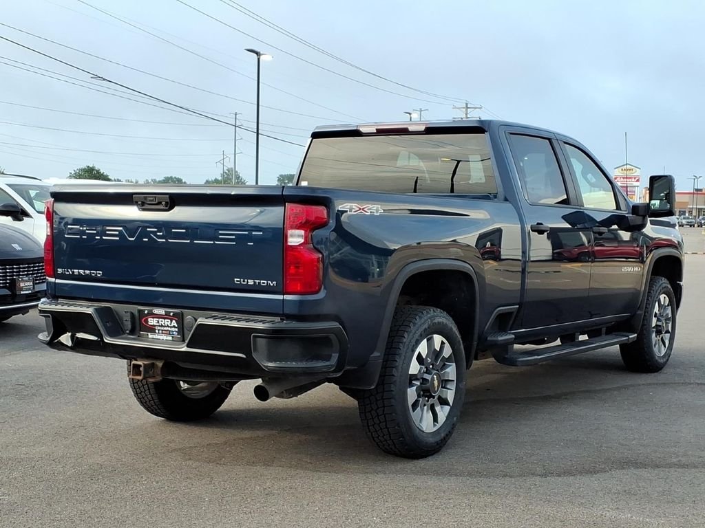 Used 2022 Northsky Blue Metallic Chevrolet Custom image 11
