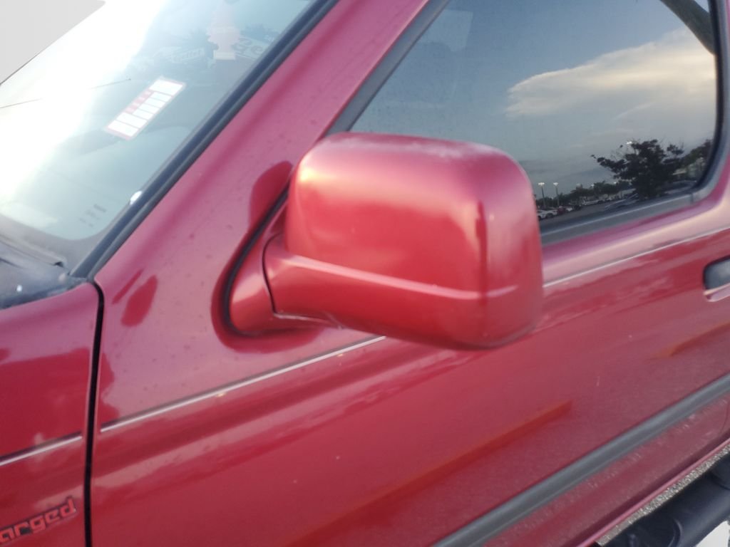Used 2002 Red Nissan SC image 12