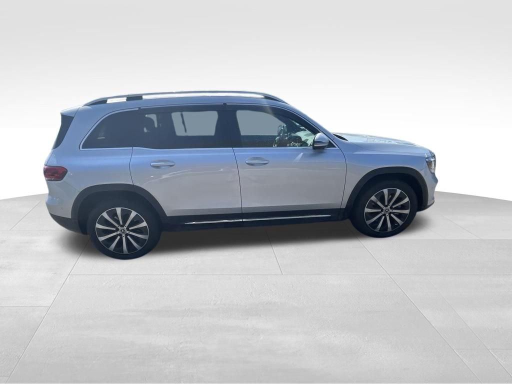 Used 2020 Silver Mercedes-Benz GLB 250 image 18
