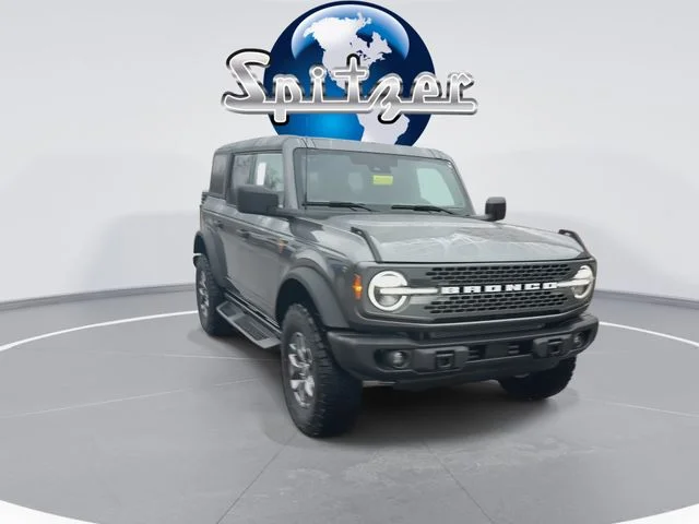 New 2025 Carbonized Gray Metallic Ford Badlands® image 3