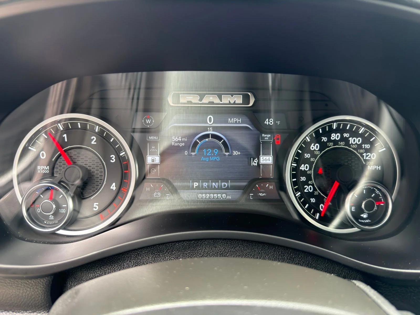 Used 2024 Silver Ram Laramie image 21