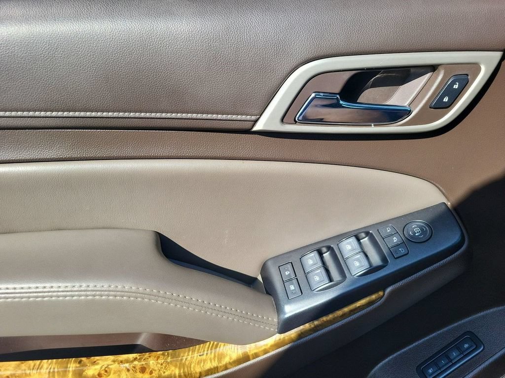 Used 2016 IRIDIUM METALLIC GMC Denali image 29