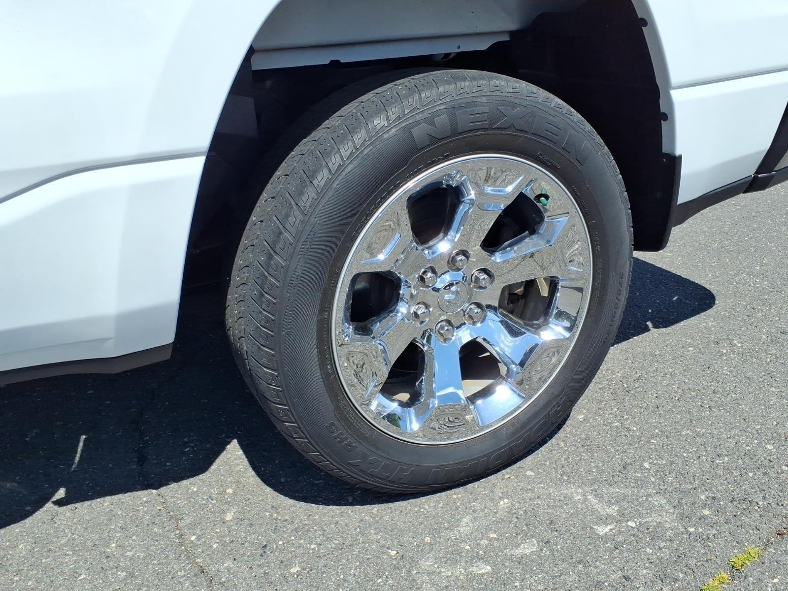 Used 2022 Bright White Clearcoat Ram Big Horn image 11