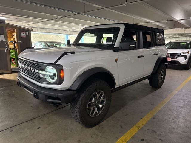 2023 Ford Bronco Badlands 4x4's photo