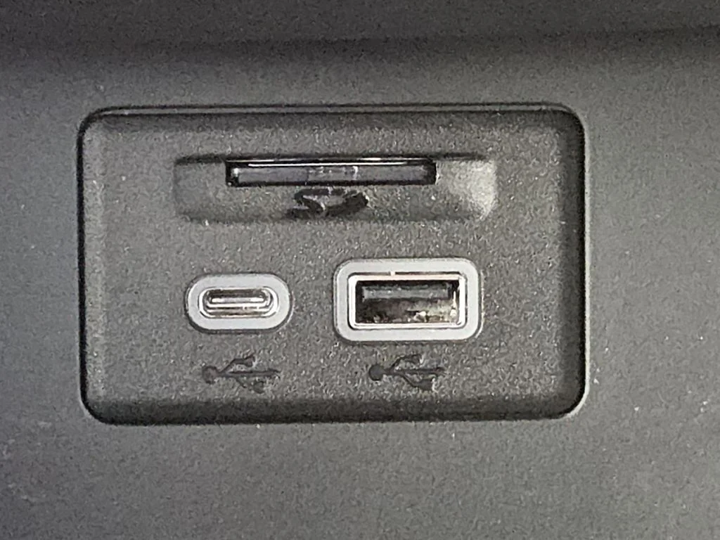 2023 GMC Acadia AT4 - Photo 16