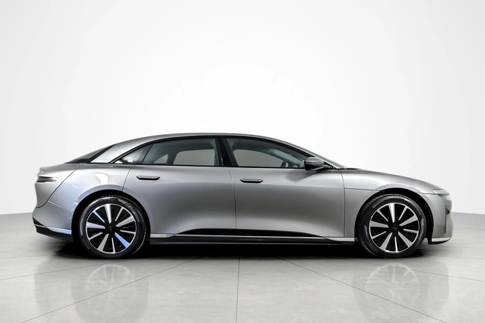 Used 2026 GRAY Lucid Touring AWD image 6