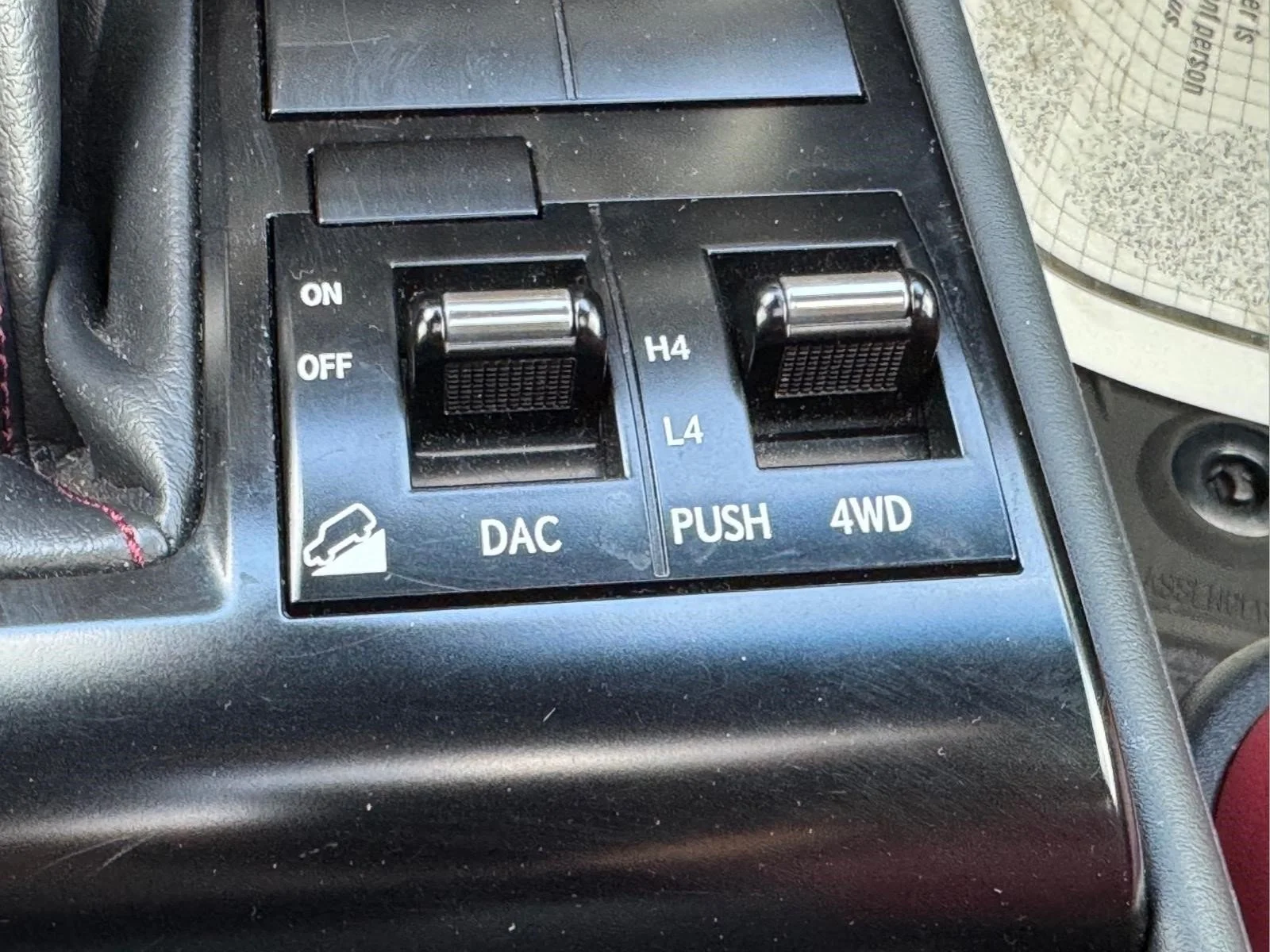 Used 2021 Starfire Pearl Lexus GX 460 Premium image 26