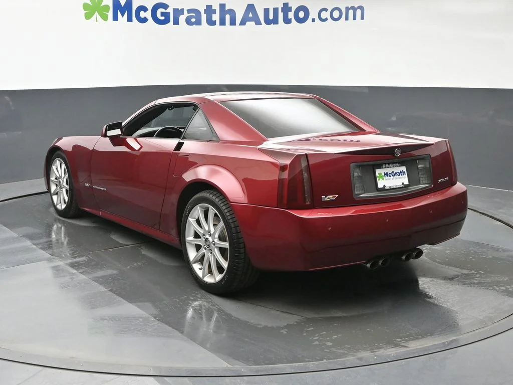Used 2007 Red Cadillac Base image 23