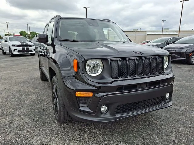 Used 2023 Black Jeep Altitude image 2