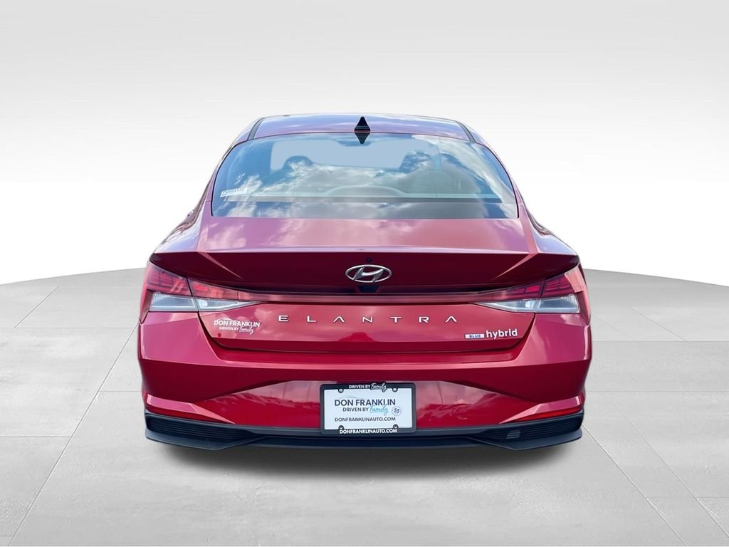 Used 2023 Red Hyundai Blue image 7