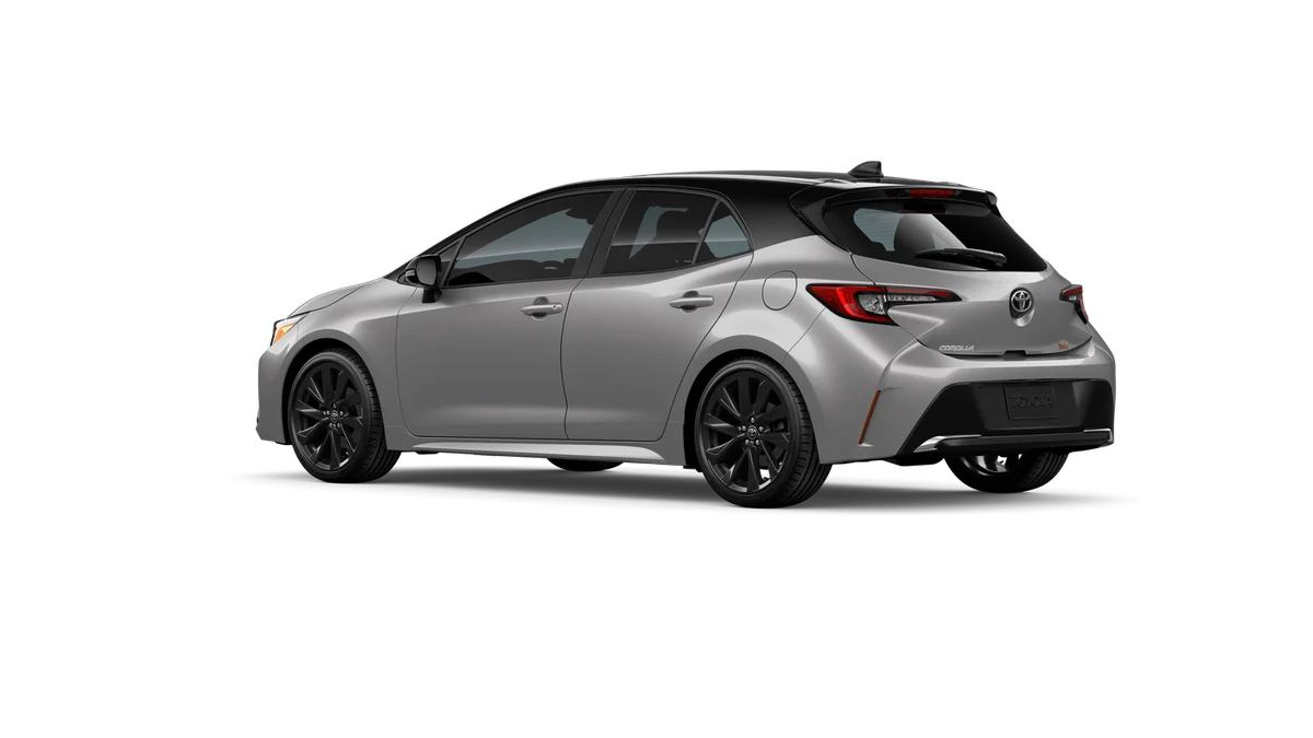 New 2026 Classic Silver Metallic with Midnight Black Metallic roof Toyota XSE image 6