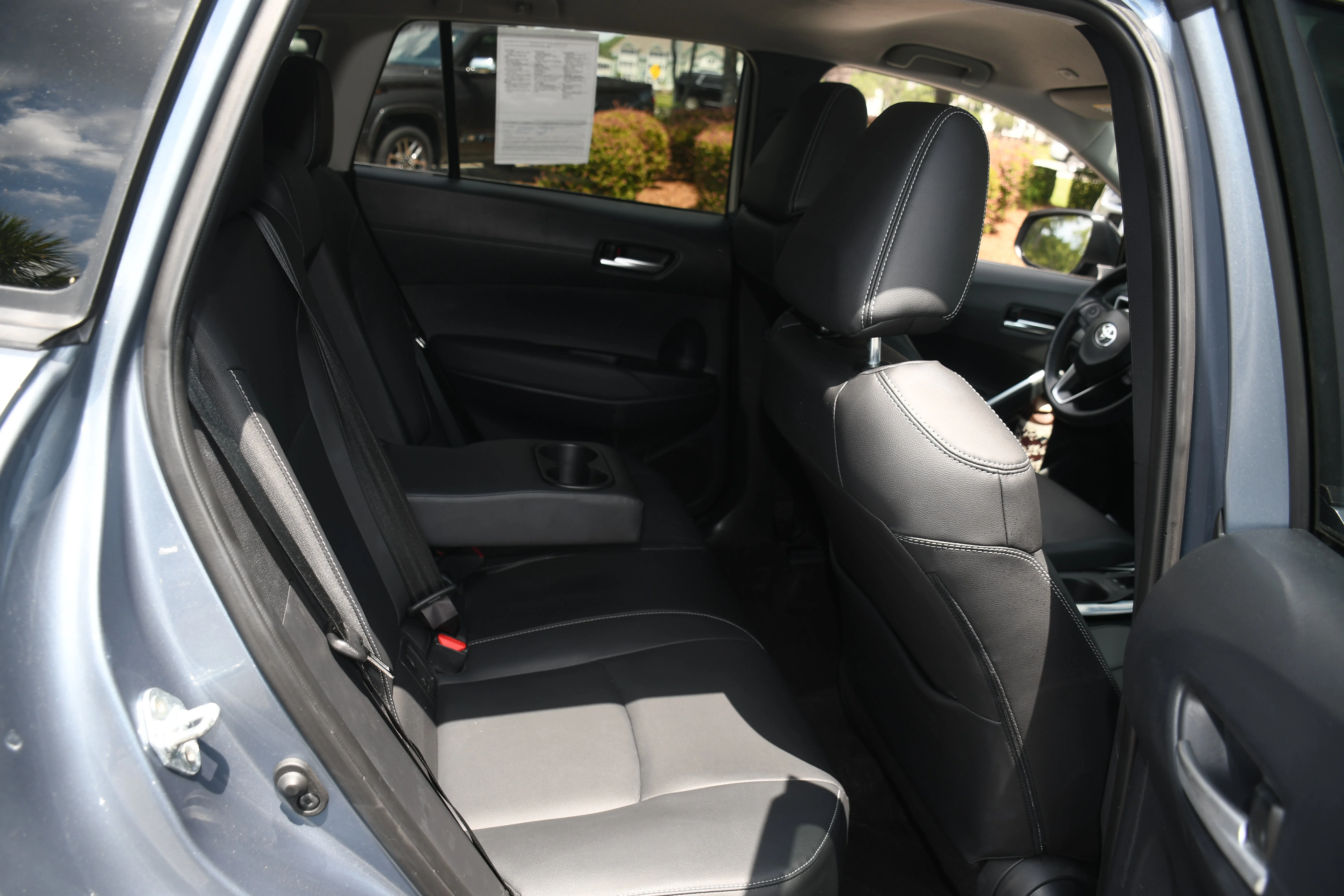 Certified Used 2025  Toyota XLE image 18
