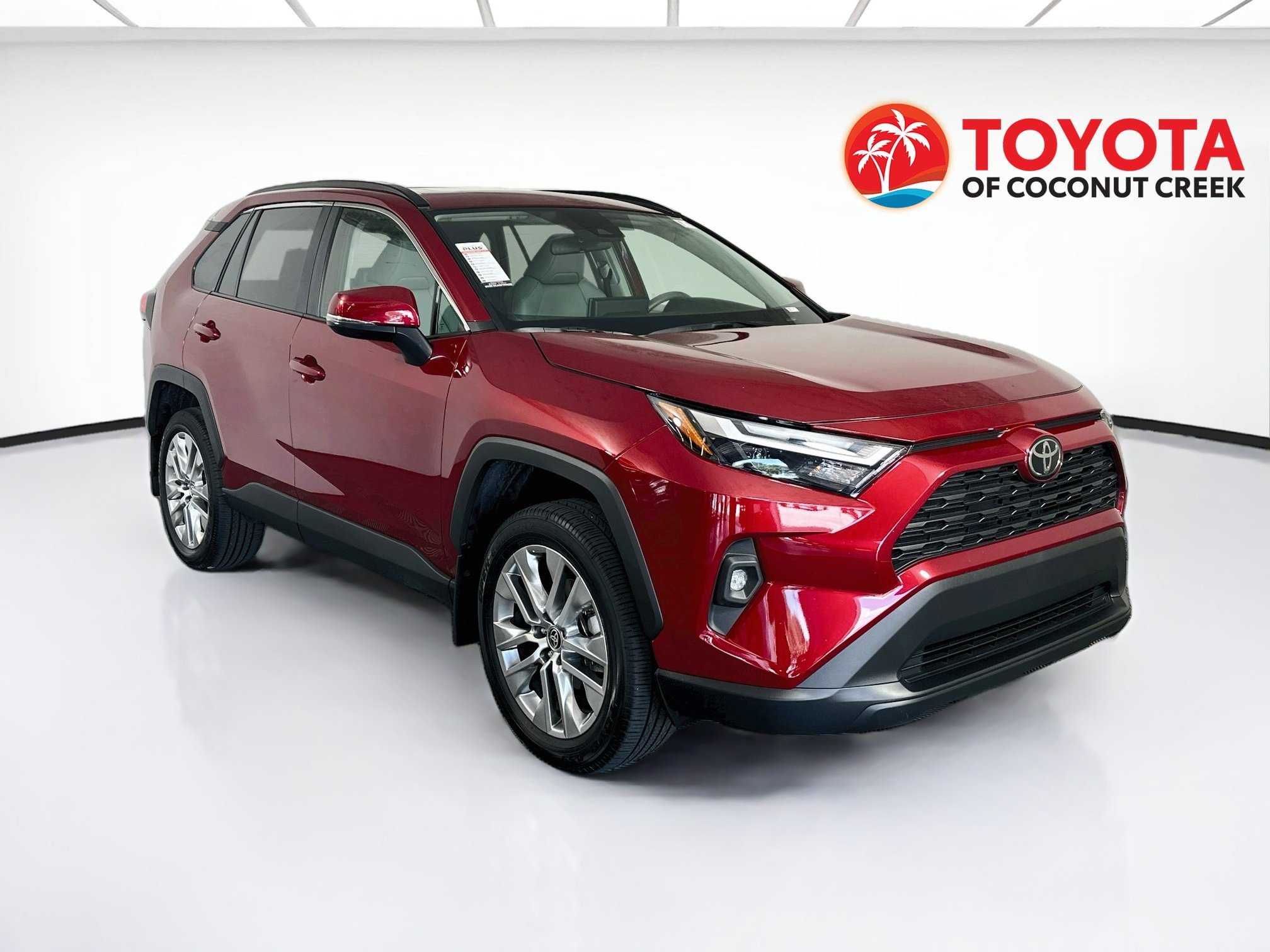 Used 2024 Pearl Toyota XLE Premium image 1